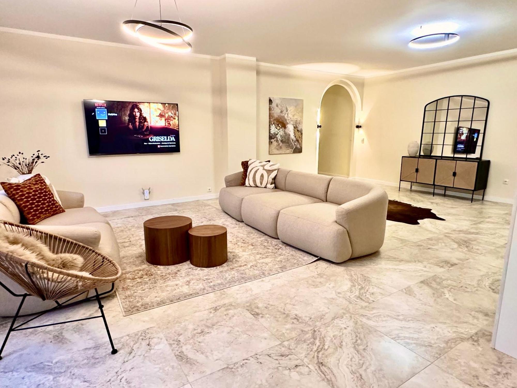 Sanierte 5 Zimmer Luxus Standard Apartment Auf 350Qm ハンブルク エクステリア 写真