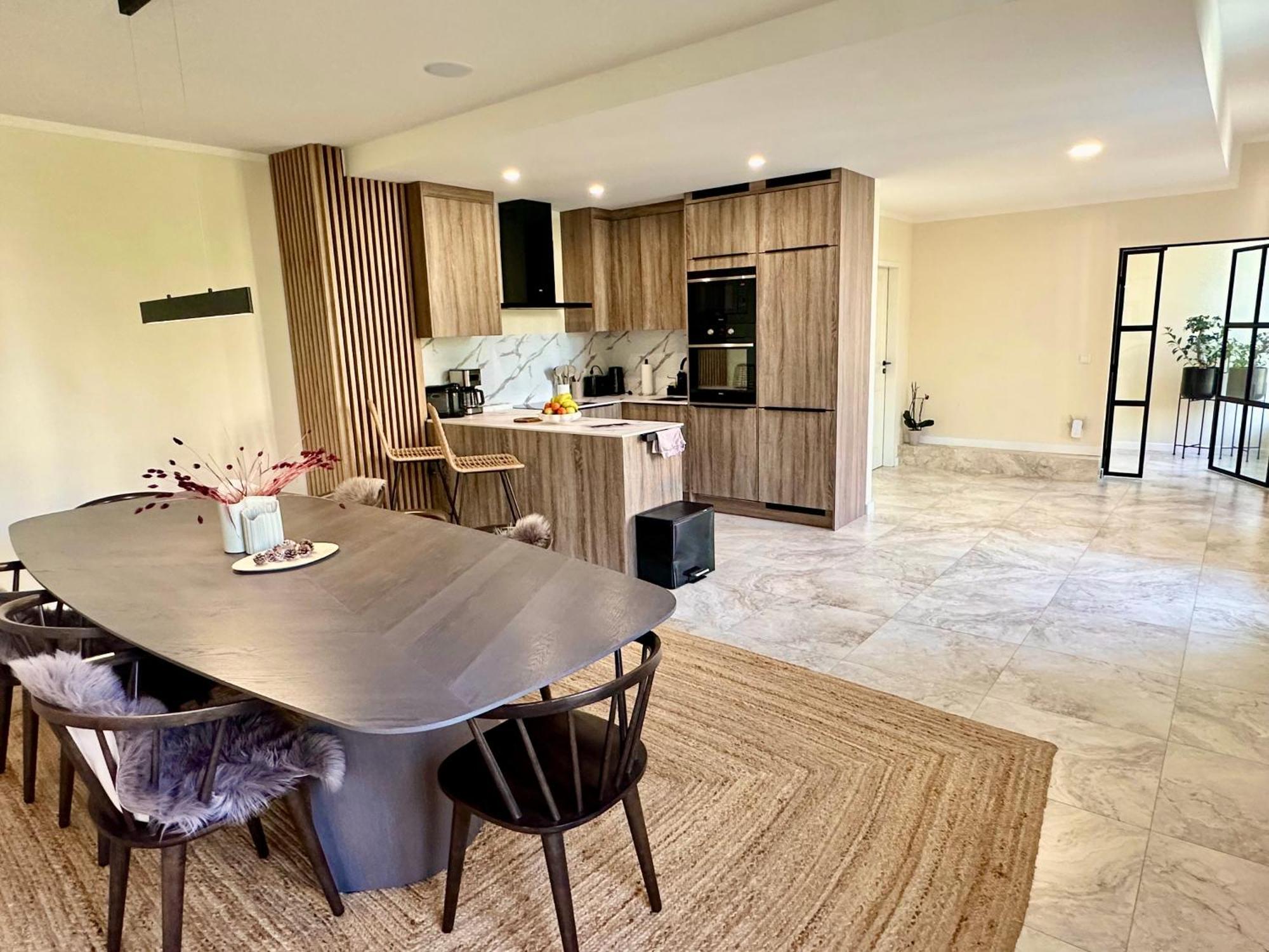 Sanierte 5 Zimmer Luxus Standard Apartment Auf 350Qm ハンブルク エクステリア 写真
