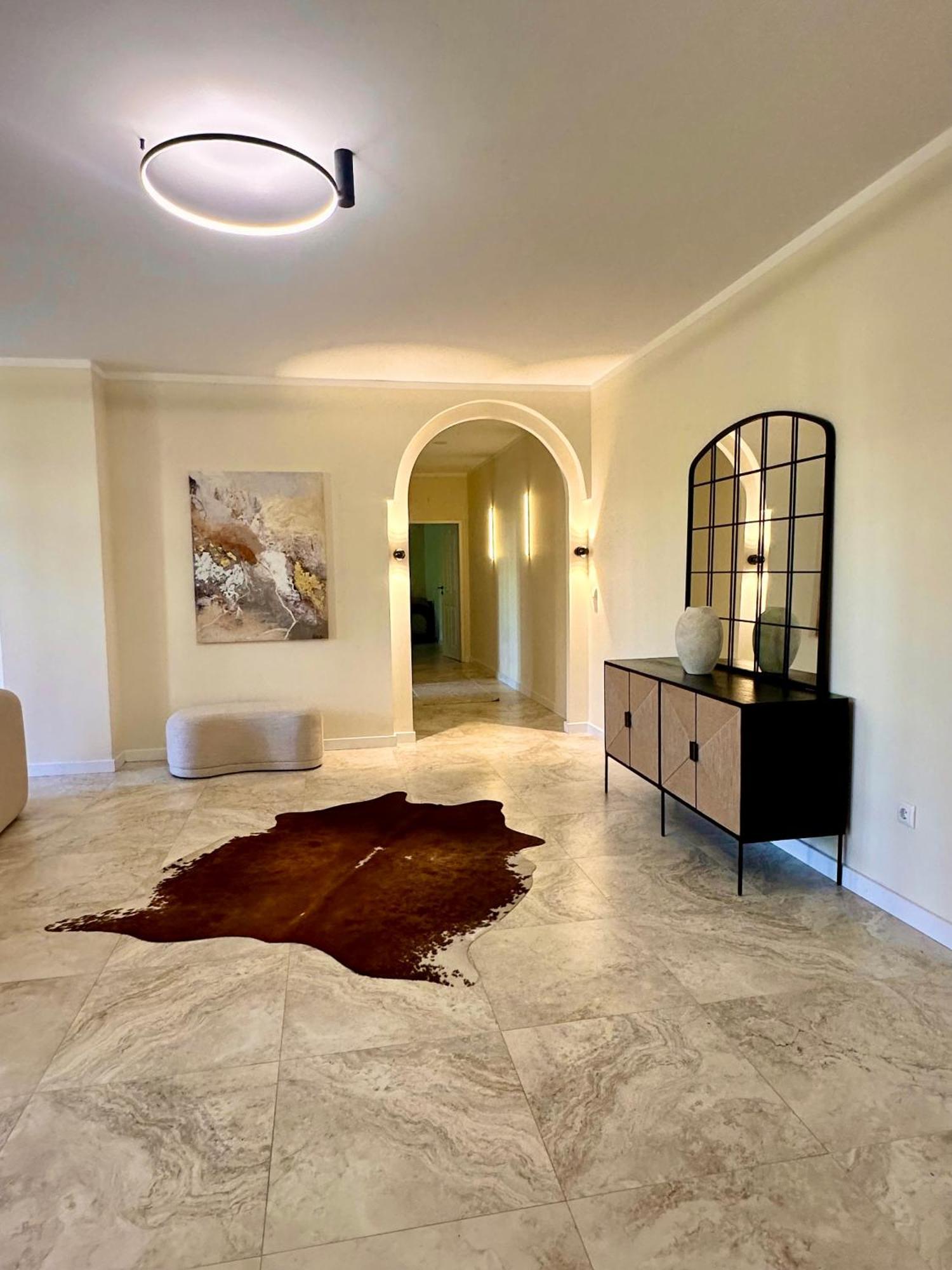 Sanierte 5 Zimmer Luxus Standard Apartment Auf 350Qm ハンブルク エクステリア 写真